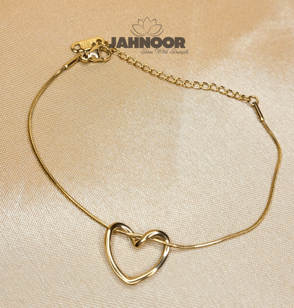 Golden Heart Charm Bracelet.