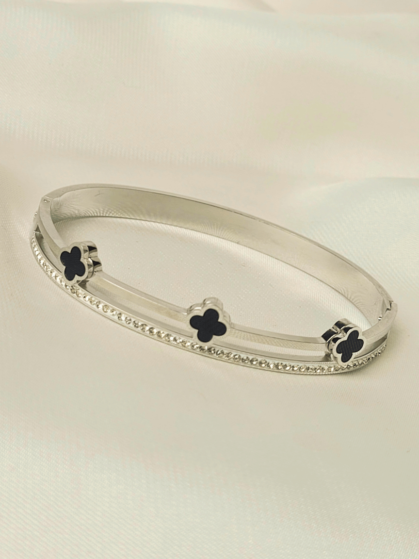 Clover Crystal Silver Bangle